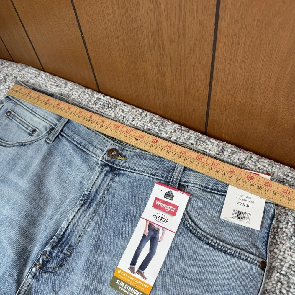 Wrangler Jeans Mens 40x32 Five Star Premium Slim Straight Blue Denim NWT